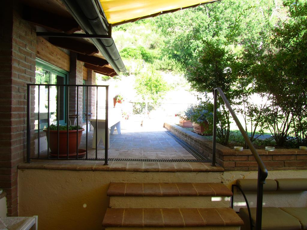 Le Torracce Agriturismo Olistico Hotel Valfabbrica Exterior photo